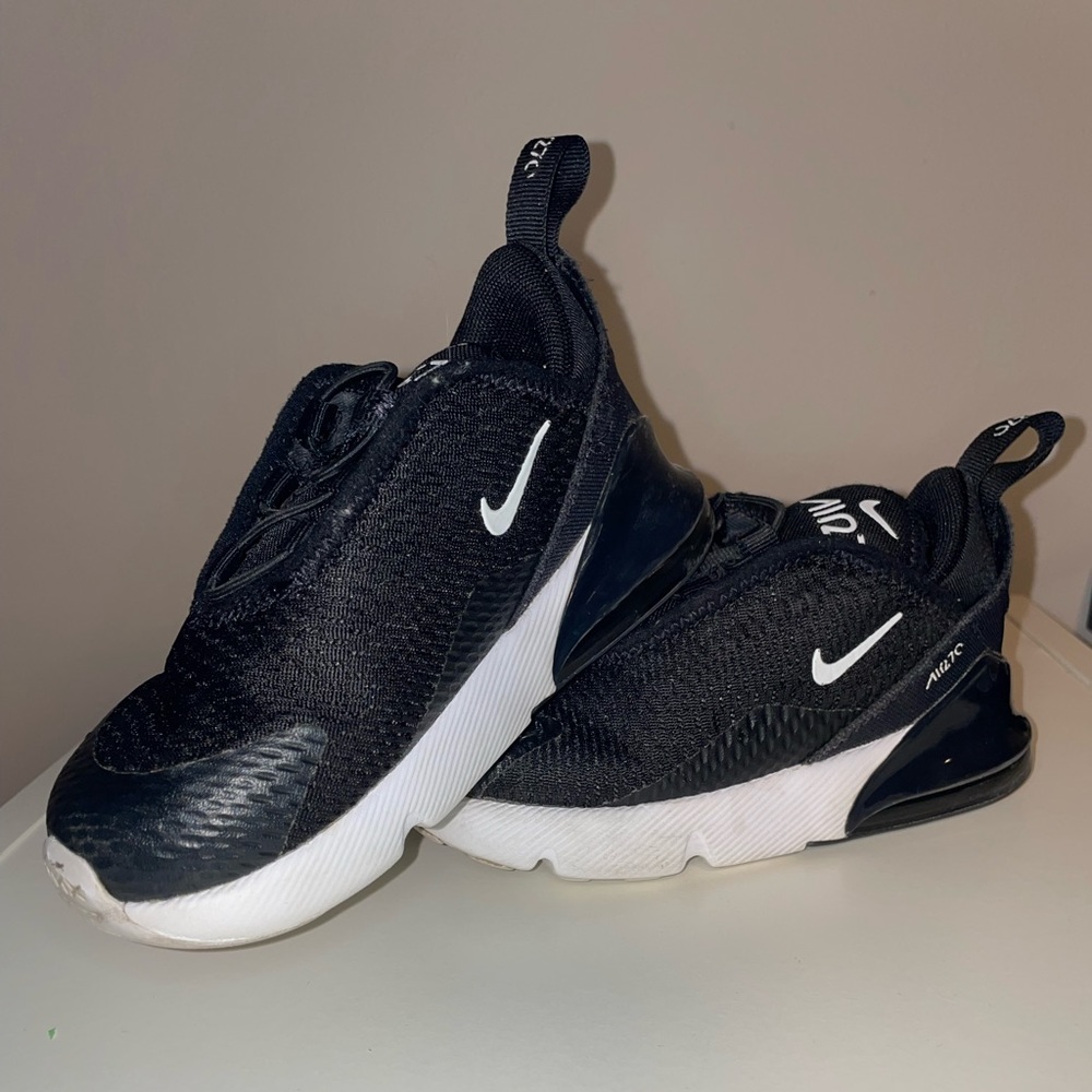 Toddler Nike 270